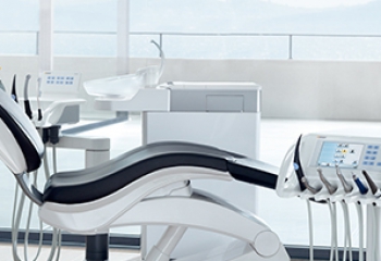 Behandlungseinheit TENEO (Bildquelle: Sirona Dental Systems)
